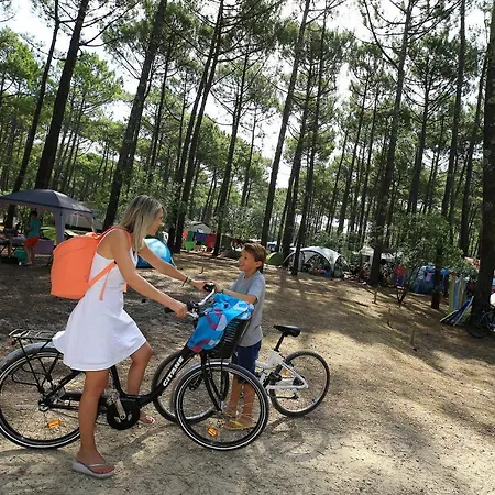 キャンプ場 Camping Campeole Le Vivier - Maeva 4*